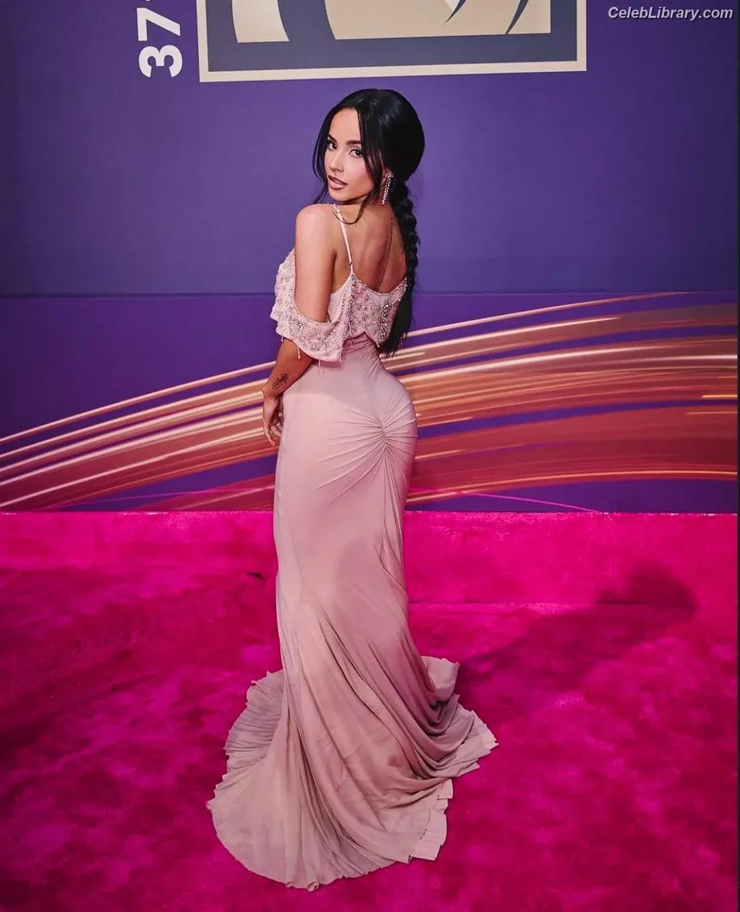 Becky G photo 9 of 805