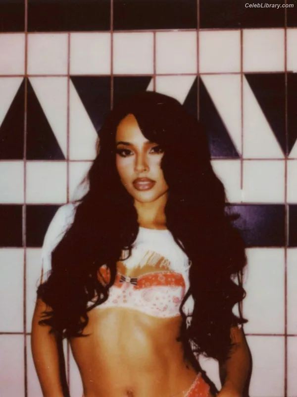 Becky G photo 4 of 806
