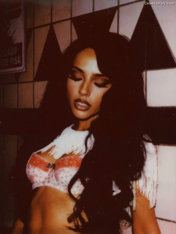 Becky G photo 5 of 806