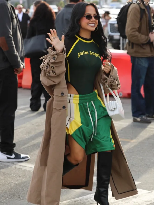 Becky G photo 13 of 806