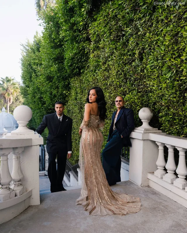 Becky G photo 11 of 806