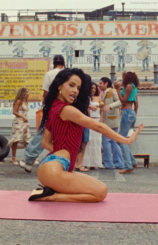 Becky G photo 12 of 806