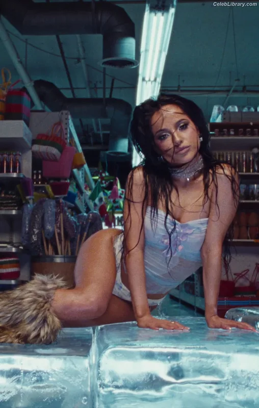 Becky G photo 19 of 806