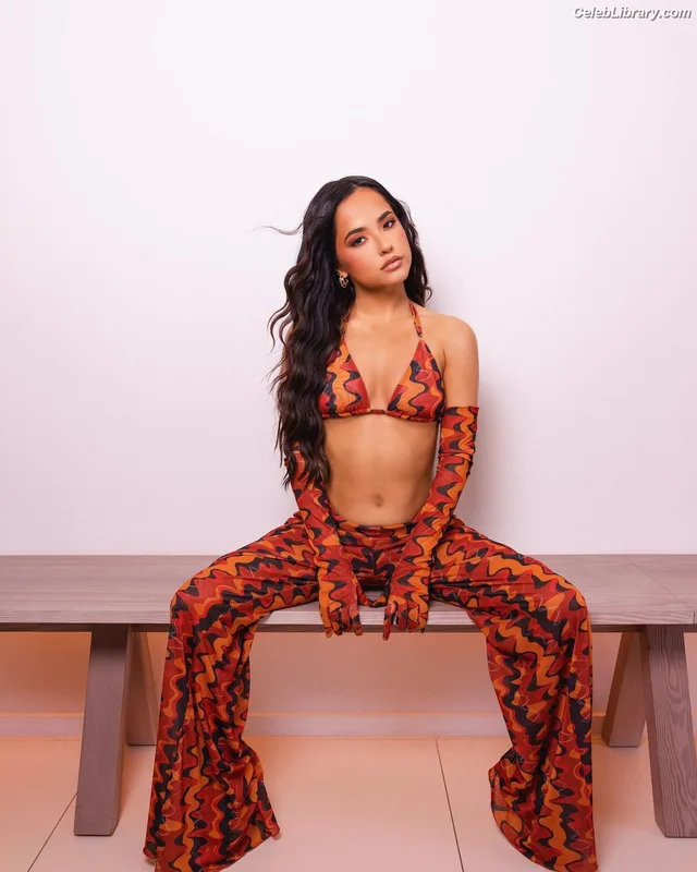Becky G photo 1 of 806
