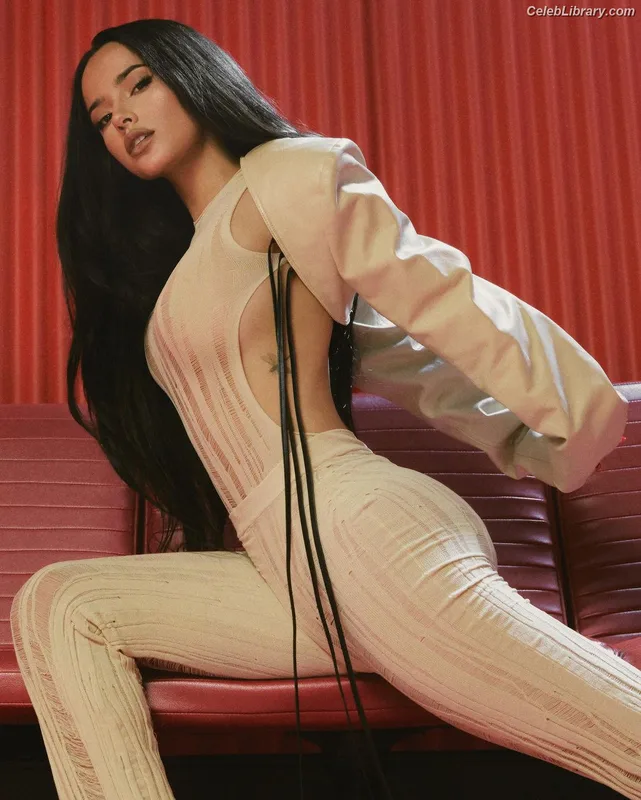 Becky G photo 12 of 806