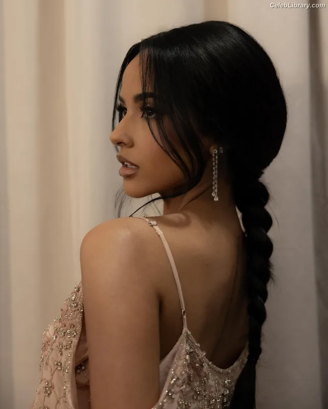 Becky G photo 16 of 806