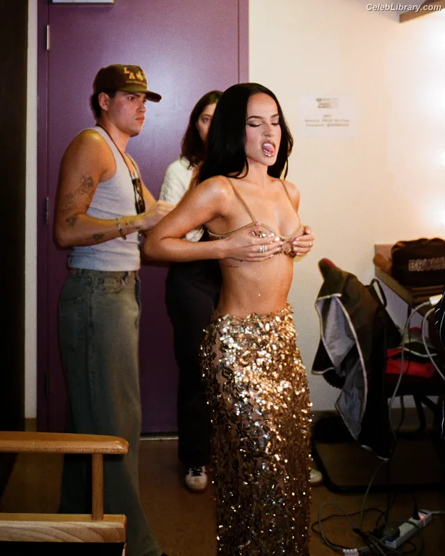 Becky G photo 21 of 806