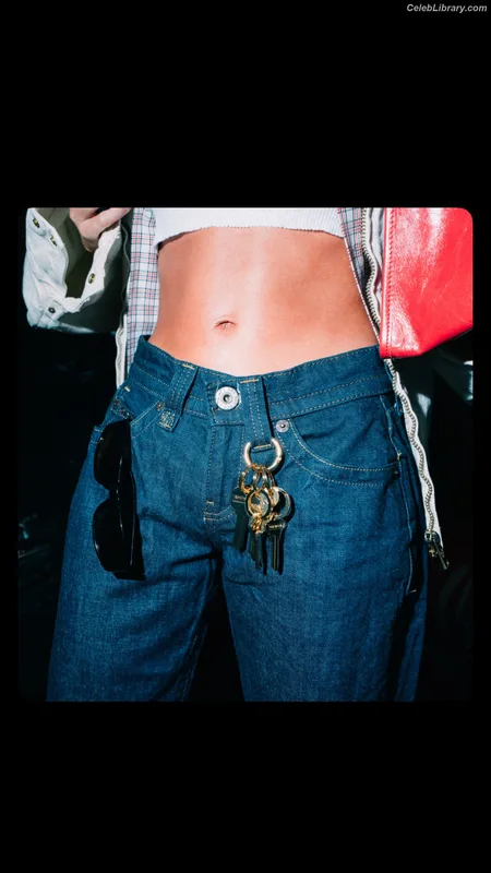Becky G photo 4 of 806