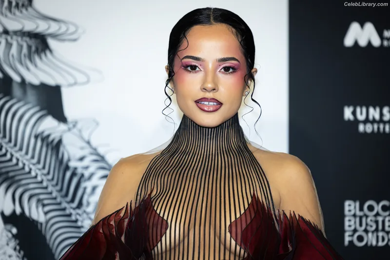 Becky G photo 7 of 806