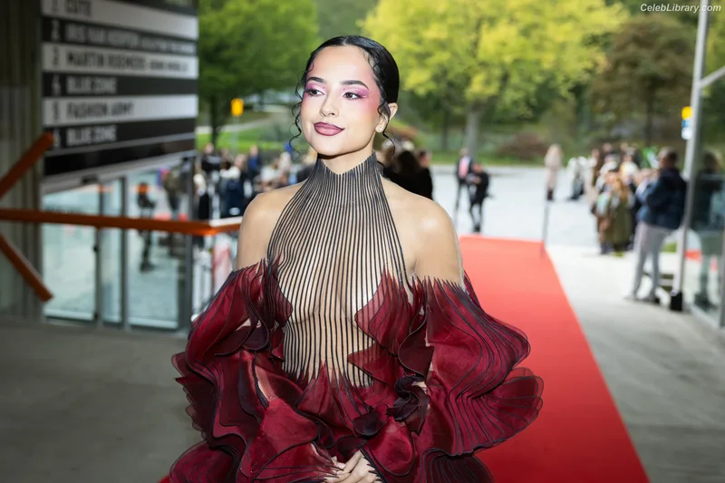 Becky G photo 9 of 806
