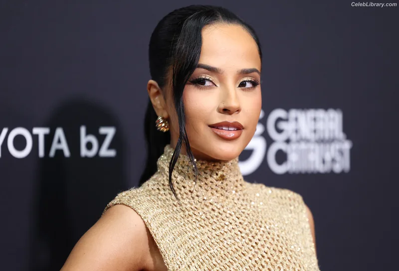 Becky G photo 7 of 806