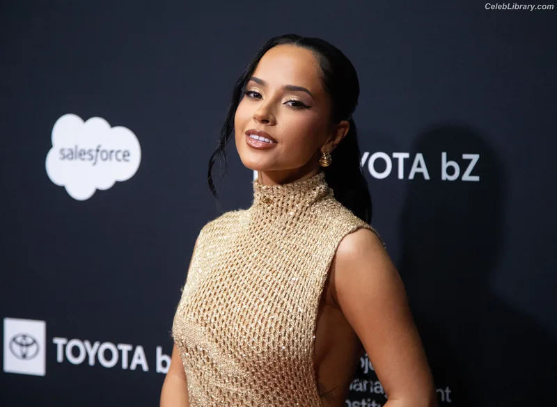 Becky G photo 19 of 806
