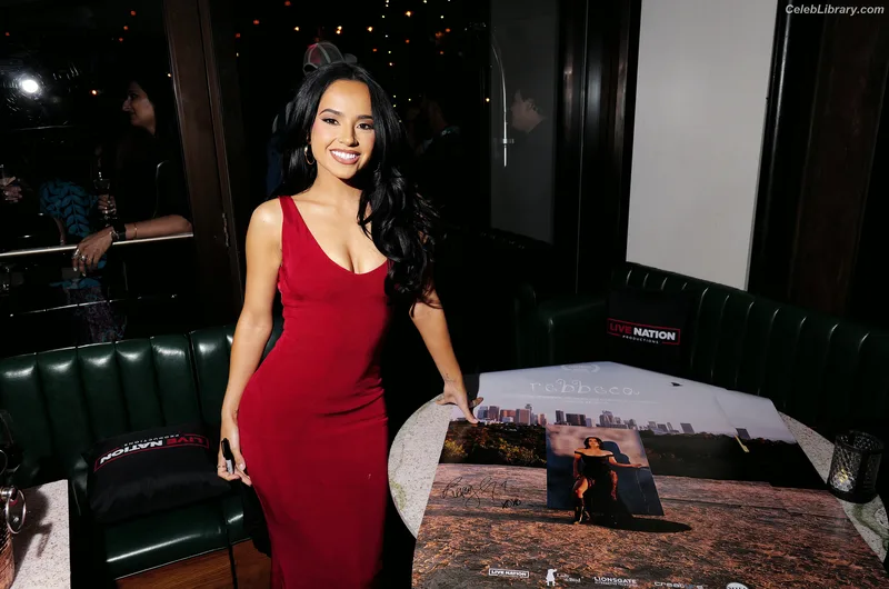 Becky G photo 10 of 806