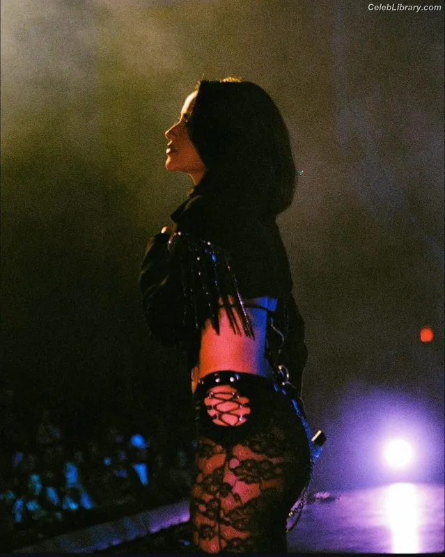 Becky G photo 5 of 806