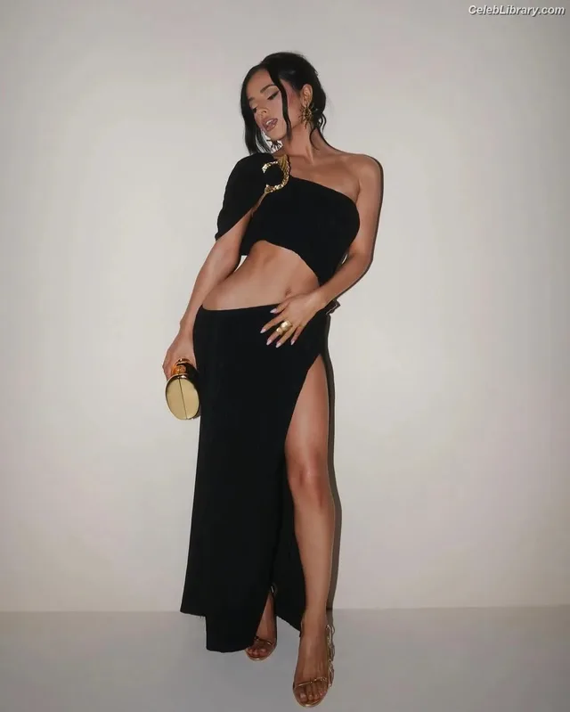 Becky G photo 22 of 806