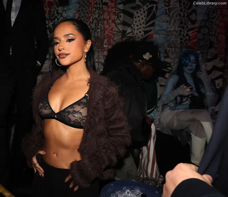 Becky G photo 4 of 806