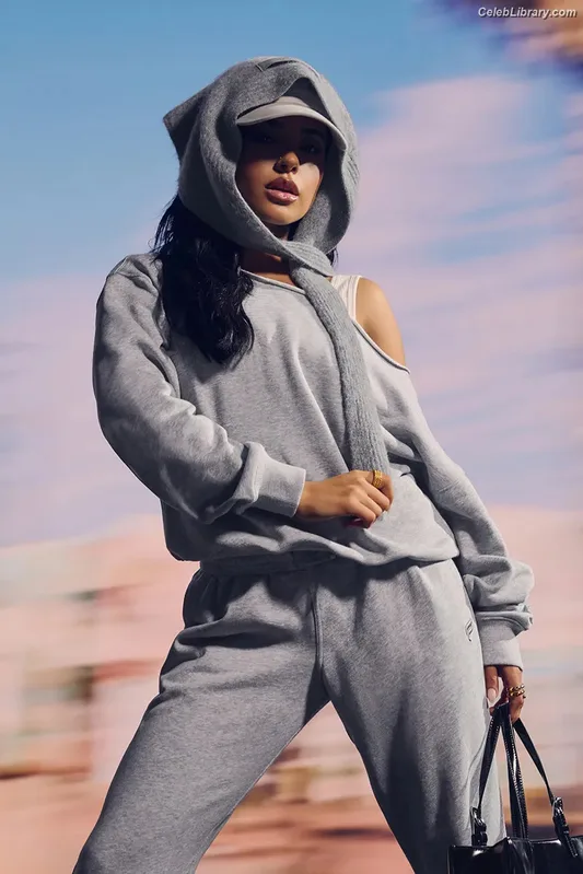 Becky G photo 16 of 806