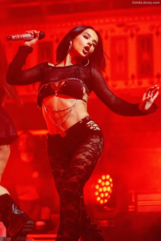 Becky G photo 8 of 806