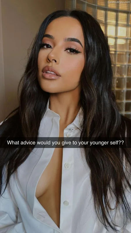 Becky G photo 4 of 806
