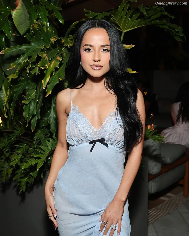 Becky G photo 8 of 806