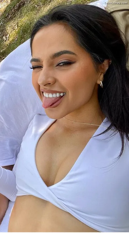 Becky G photo 9 of 806