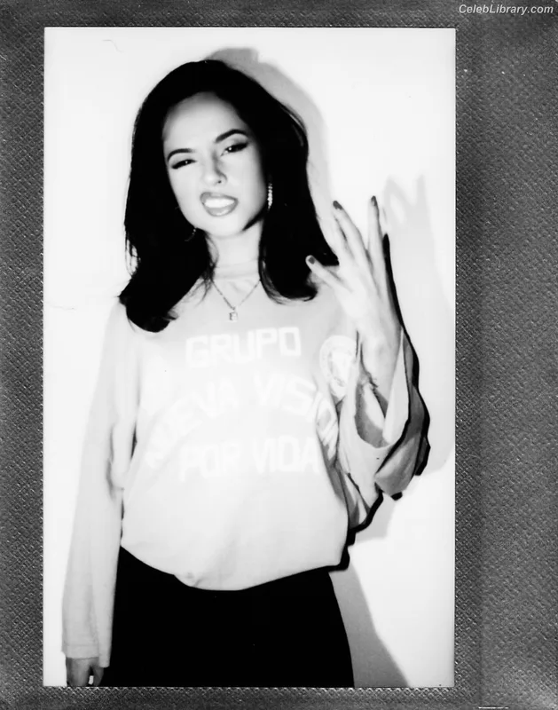 Becky G photo 18 of 806