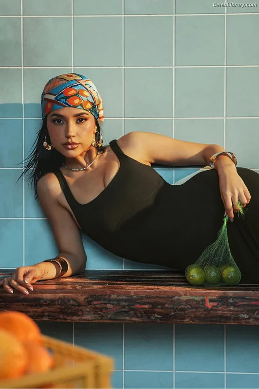 Becky G photo 22 of 806