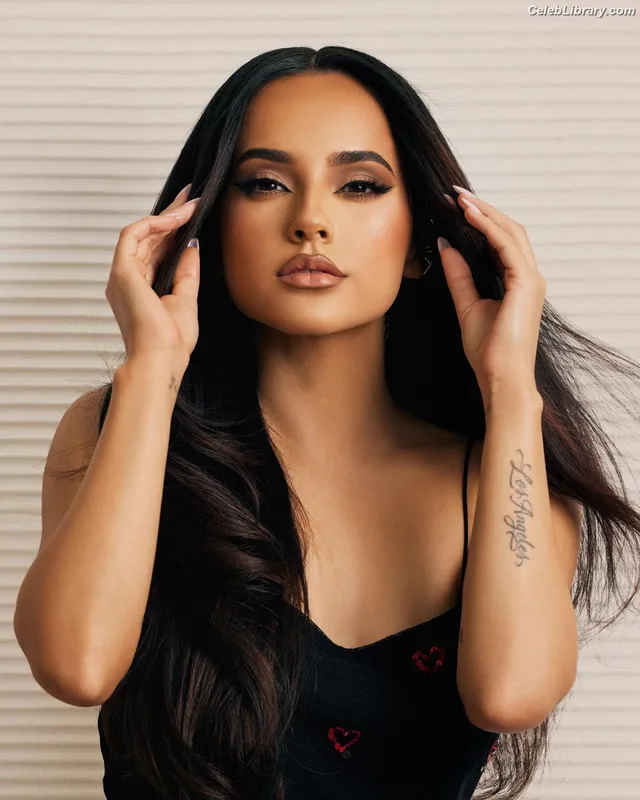 Becky G photo 3 of 806