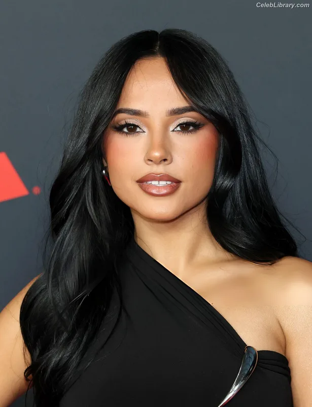 Becky G photo 23 of 806