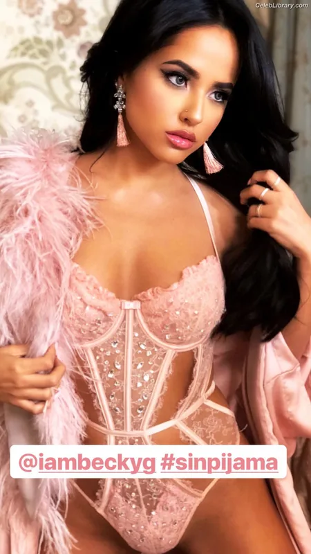 Becky G photo 4 of 806