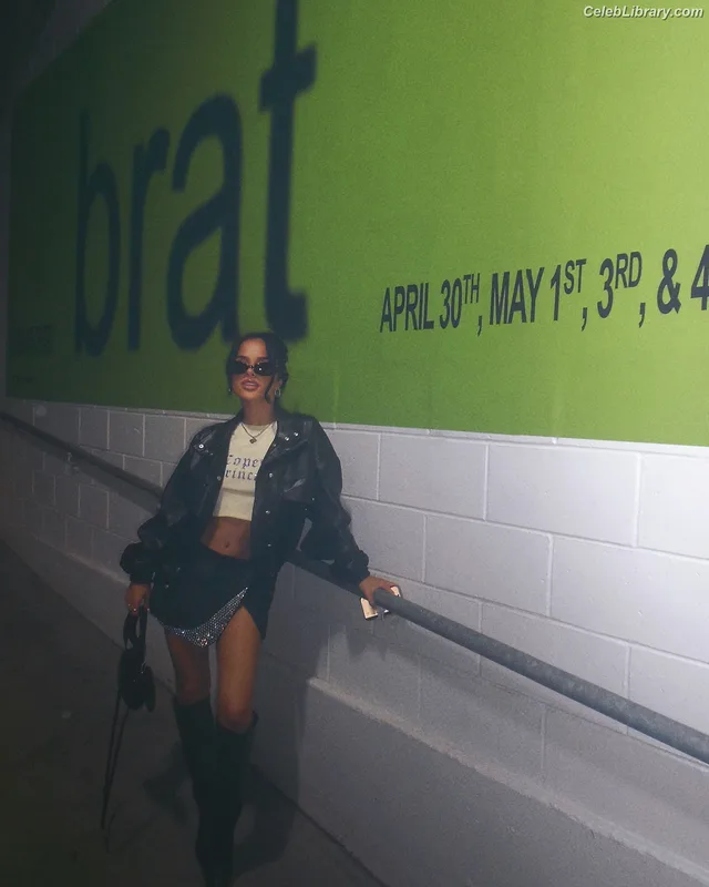 Becky G photo 3 of 806