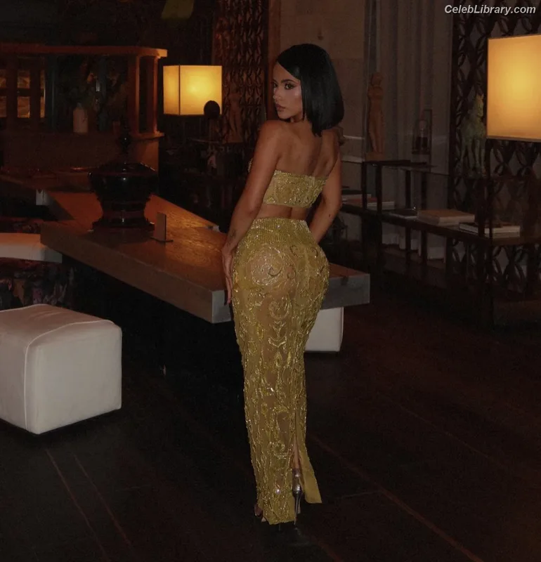 Becky G photo 17 of 806