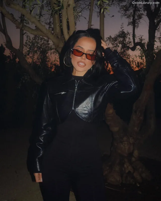 Becky G photo 3 of 806