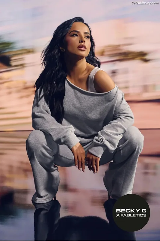 Becky G photo 1 of 806