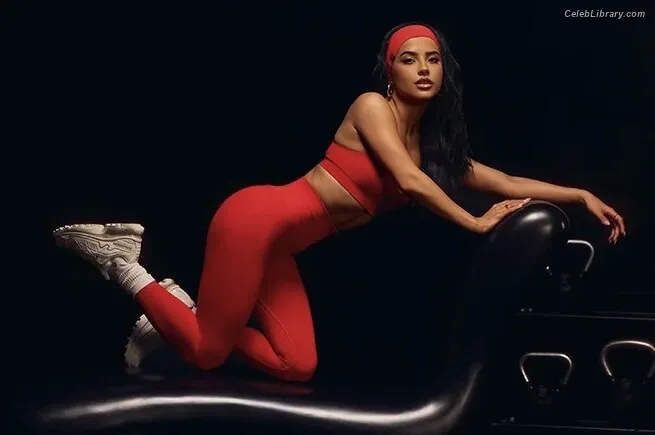 Becky G photo 6 of 806