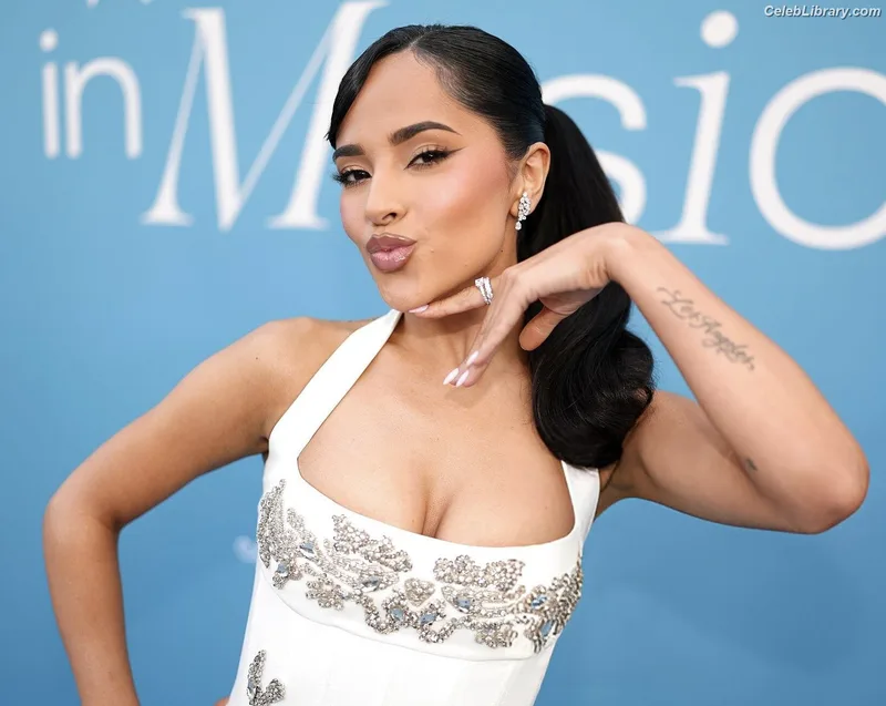 Becky G photo 8 of 806