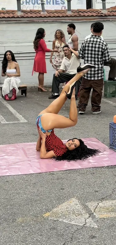 Becky G photo 23 of 806