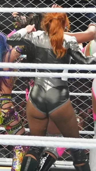 Becky Lynch photo 9 of 389