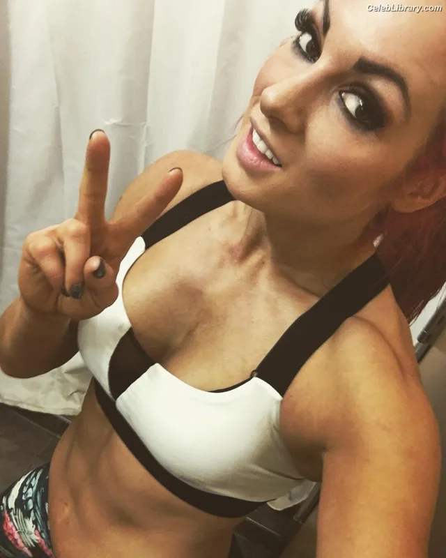 Becky Lynch photo 2 of 390