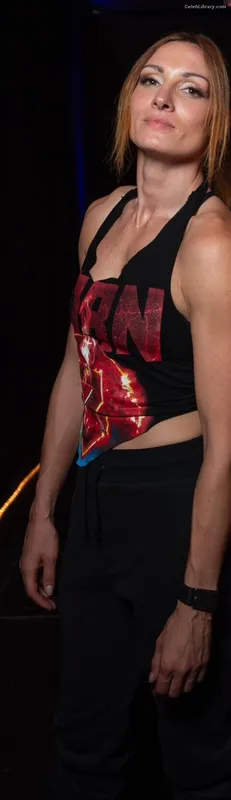 Becky Lynch photo 21 of 390