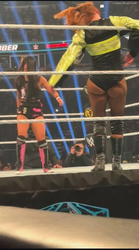 Becky Lynch photo 22 of 390