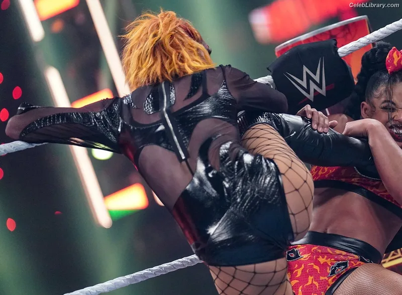 Becky Lynch photo 15 of 390