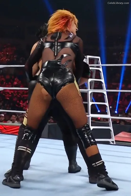 Becky Lynch photo 1 of 390