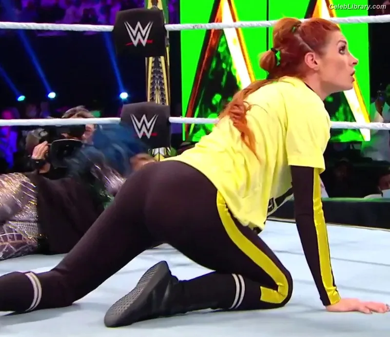 Becky Lynch photo 3 of 390