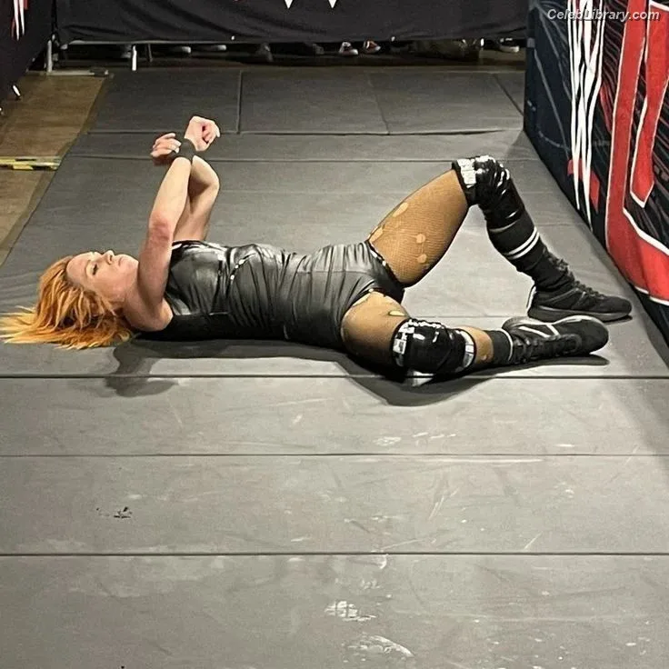 Becky Lynch photo 6 of 390