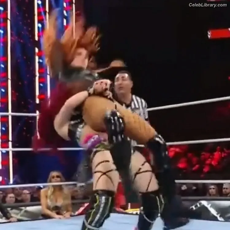 Becky Lynch photo 11 of 390