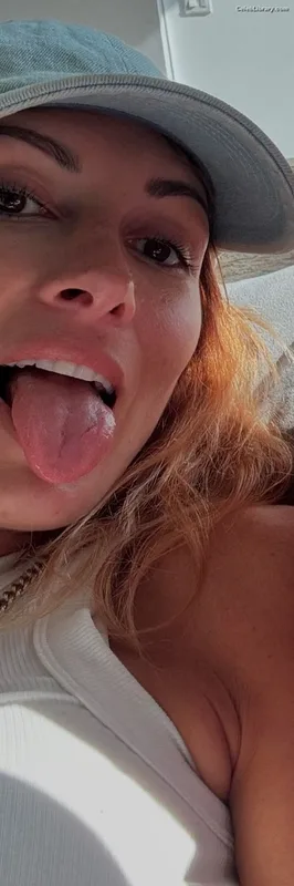 Becky Lynch photo 23 of 390