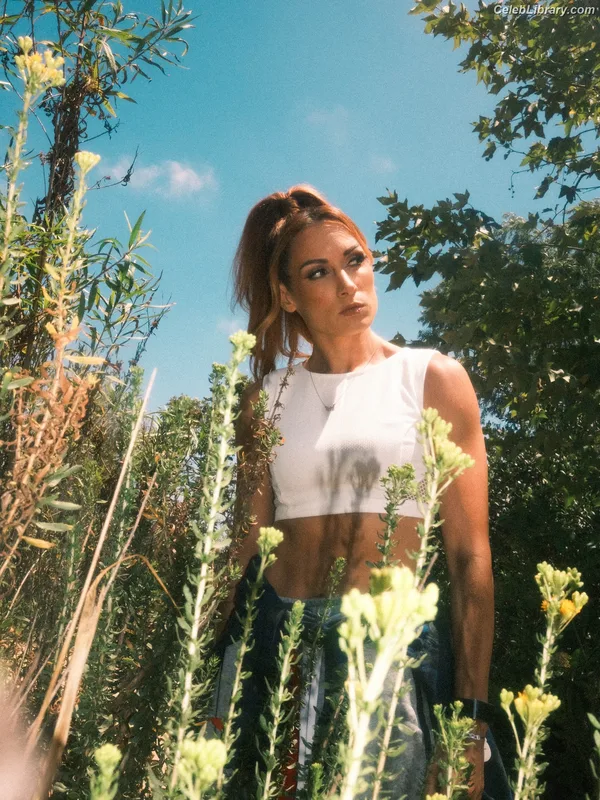 Becky Lynch photo 4 of 390