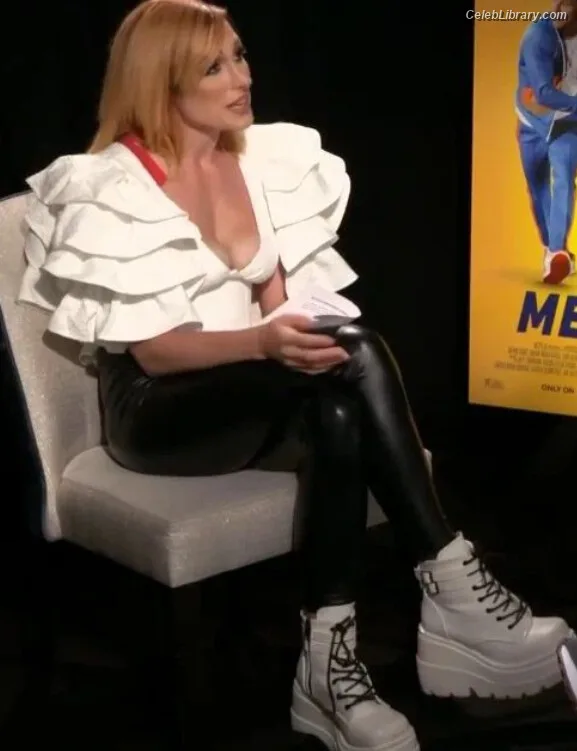 Becky Lynch photo 18 of 390