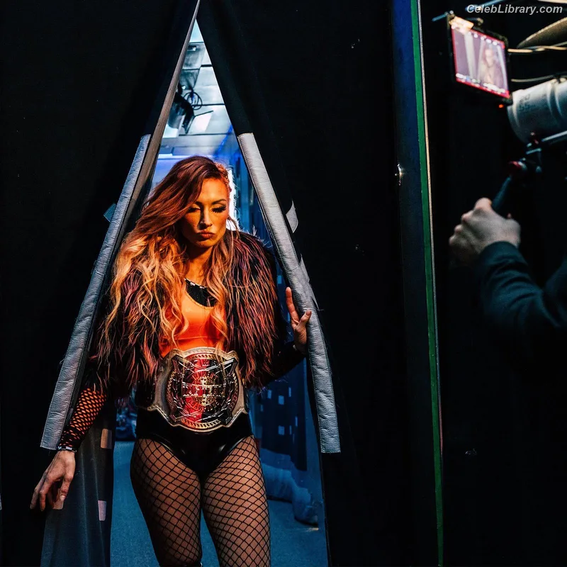 Becky Lynch photo 10 of 390